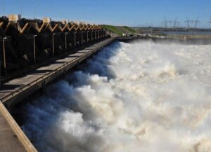 Chaco, Corrientes: LA APA ADVIERTE SOBRE UNA CRECIDA DEL RÍO PARANÁ Y RECOMIENDA EXTREMAR PRECAUCIONES EN ZONAS COSTERAS